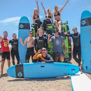 Pensión Line Up Kite & Surf Camp